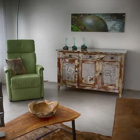 Avantgarde Living *